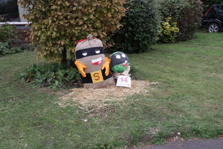 image of scarecrow