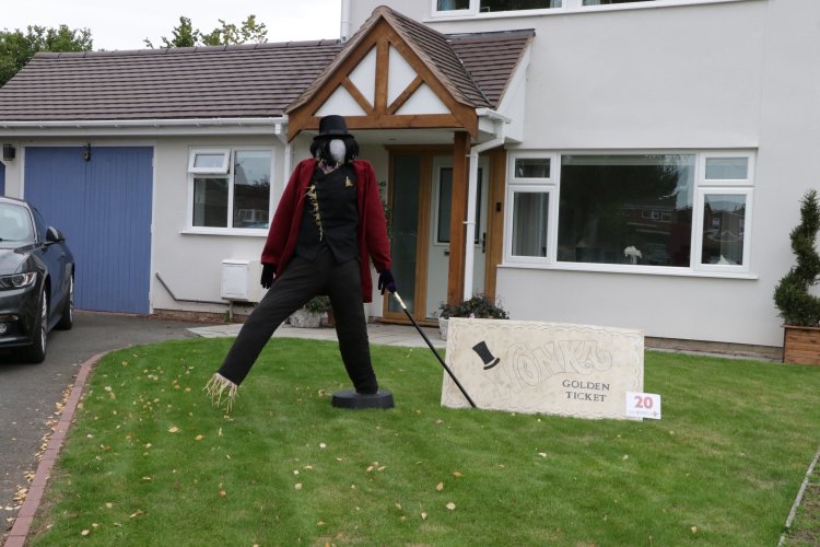 image of scarecrow