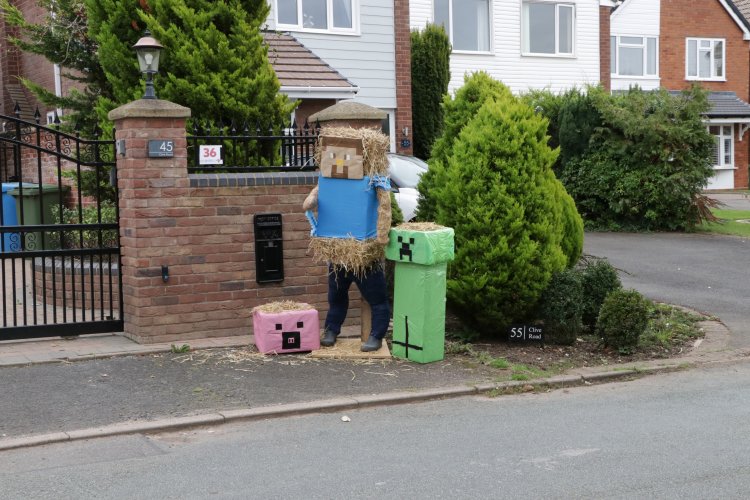 image of scarecrow